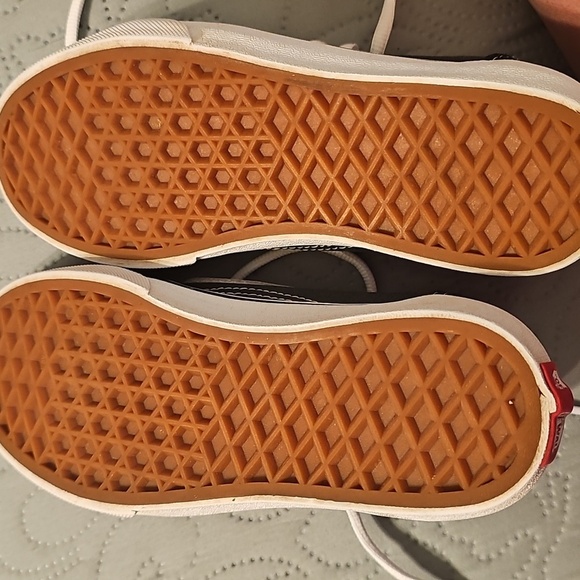 Vans Old Skool Core Shoes - Picture 5 of 6